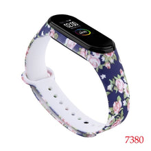 Load image into Gallery viewer, For Xiaomi Mi Band 4 3 Strap Metal buckle silicone wrist strap miband 3 accessories bracelet Miband 4 watchband Avengers Pattern